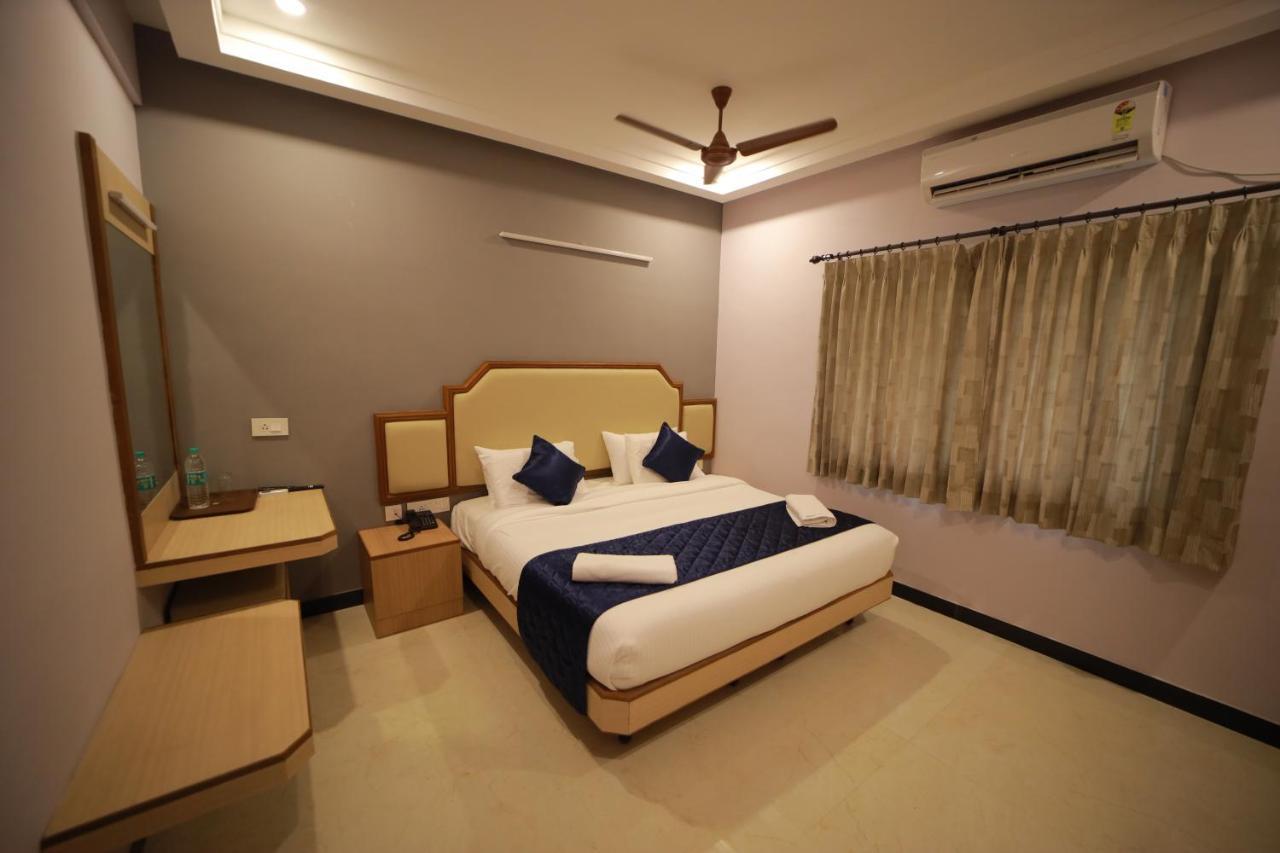 Majestic Hotel Madurai Exterior photo